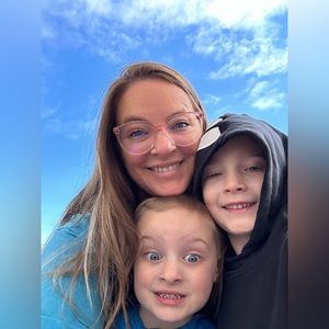 Meet your Posher, Andrea